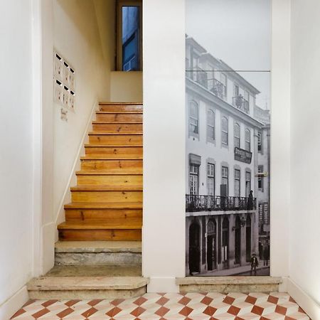 Alfama Sophisticate Flat With Balconies 2Bedrs 2Baths & Ac In 19Th Century Building Historic Center Apartamento Lisboa Exterior foto