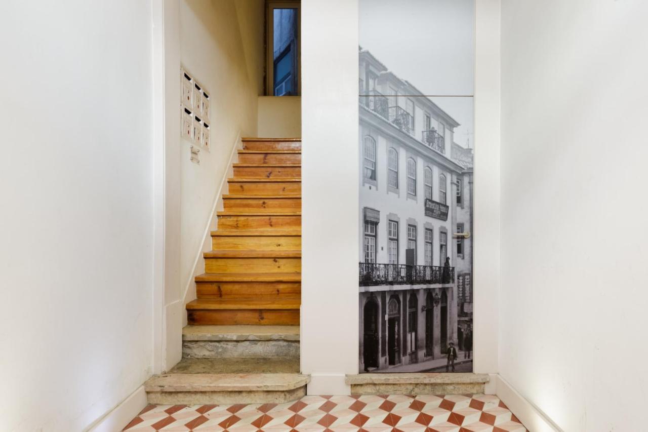 Alfama Sophisticate Flat With Balconies 2Bedrs 2Baths & Ac In 19Th Century Building Historic Center Apartamento Lisboa Exterior foto