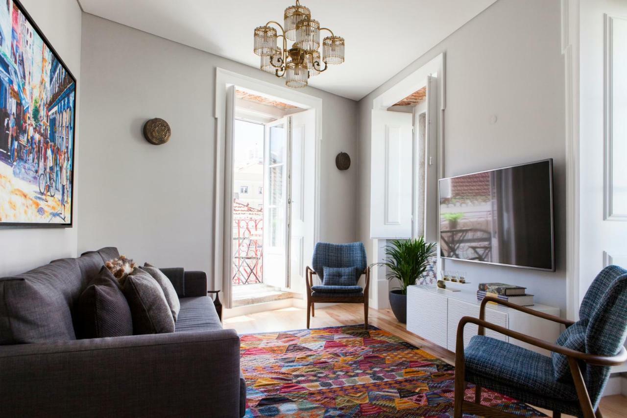 Alfama Sophisticate Flat With Balconies 2Bedrs 2Baths & Ac In 19Th Century Building Historic Center Apartamento Lisboa Exterior foto